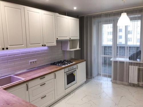 Замечательный ремонт!  Что вам тут понравилось, а что - нет? 03