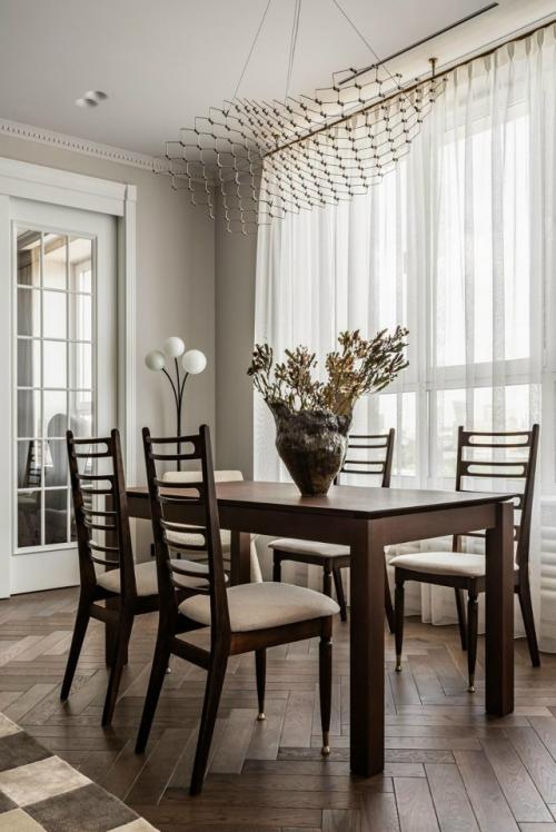 Когда заказчики попросили: Только Никакого Глянца - чем Шершавее и Старее, тем Лучше, стало ясно, что проект будет особенным. 07