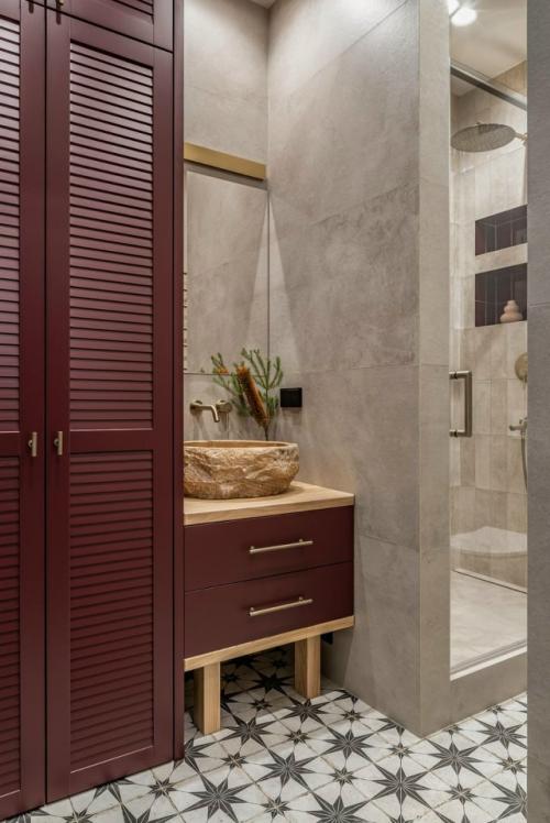 Когда заказчики попросили: Только Никакого Глянца - чем Шершавее и Старее, тем Лучше, стало ясно, что проект будет особенным. 01