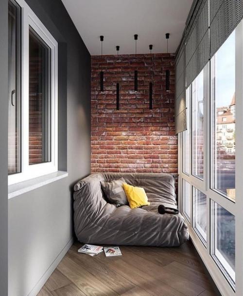 Таким образом, если у вас нет идей, как оформить балкон, то ловите.