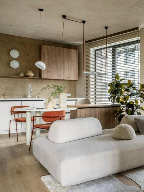 Новый проект можно сравнить с большой книгой о семейной жизни - уютной, доброй и очень живой. 06