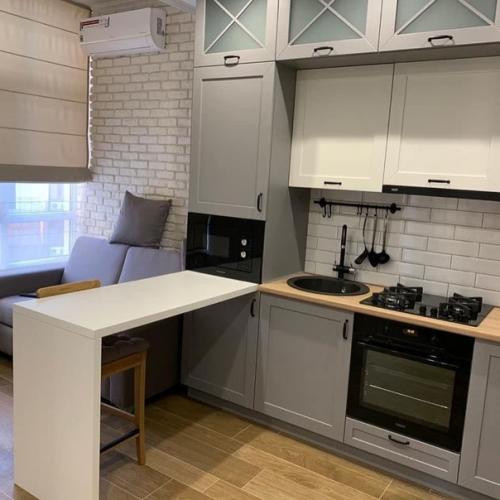 Интерьер кухни - гостиной. 01