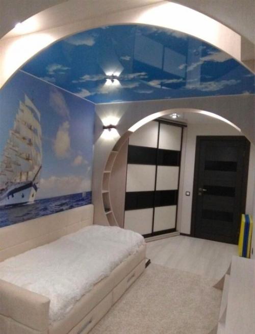 Мне кажется, что тематику интерьера с сыном согласовывали уже. 02