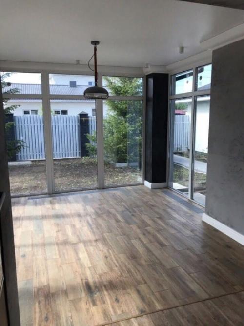 Частный дом с панорамным остеклением. 03