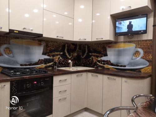 Наша уютная кухня в кофейных тонах. 02