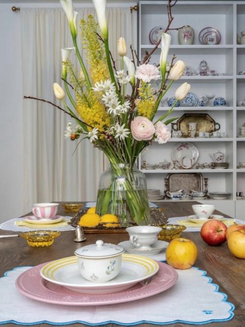 Винтаж и свет: интерьер магазина посуды в Петербурге. 05