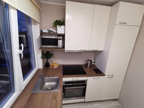 Интересная планировка в маленькой кухне. 01