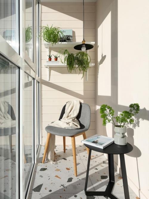 Чем отделать стены на балконе: 5 практичных и уютных вариантов. 03