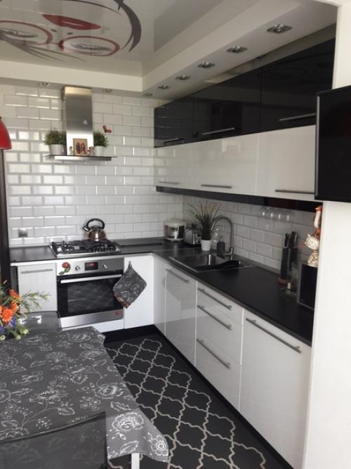 Кухня в черном и белом цвете. 02