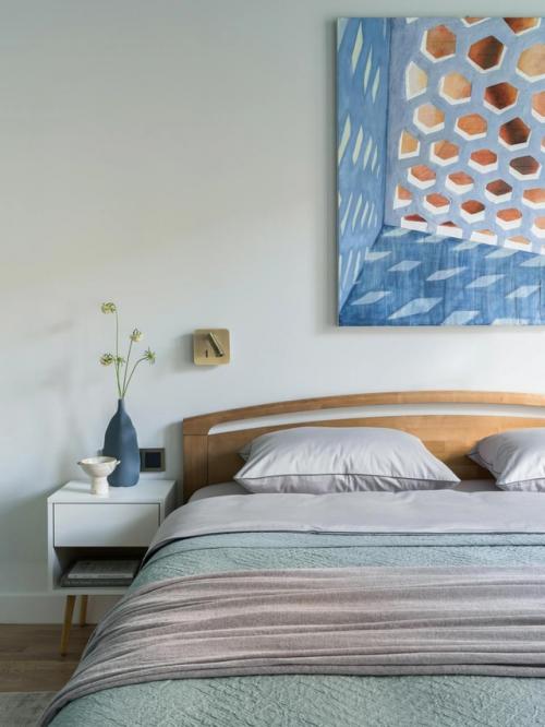 Небольшое пространство - не повод от комфорта и выразительности отказываться. 04