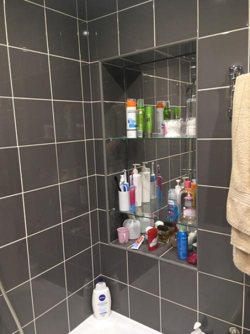 Мой дебют насмотрелся видеороликов в интернете и рашил самостоятельно сделать ремонт в санузле. 05