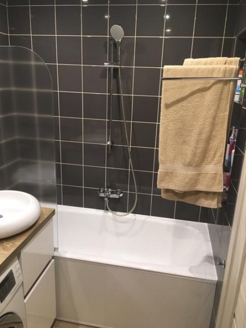 Мой дебют насмотрелся видеороликов в интернете и рашил самостоятельно сделать ремонт в санузле. 04