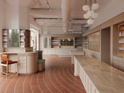 Магазин косметики в Торонто оформлен в духе старинных аптек, где когда-то продавали эликсиры красоты. 02