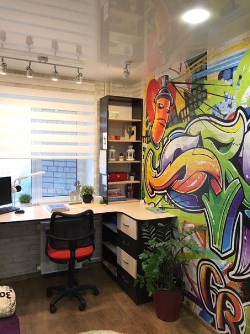 От подписчика:  Сделали ремонт в комнате сына. 02