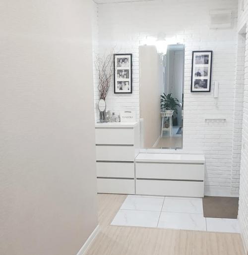 Наша квартира в белом цвете весь ремонт делали своими руками, дизайн тоже свой. 05