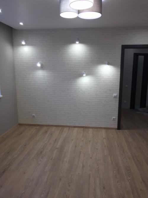 Ремонт в хрущевке с полной заменой сантехнuкu и элеkтрuкu сделали. 06