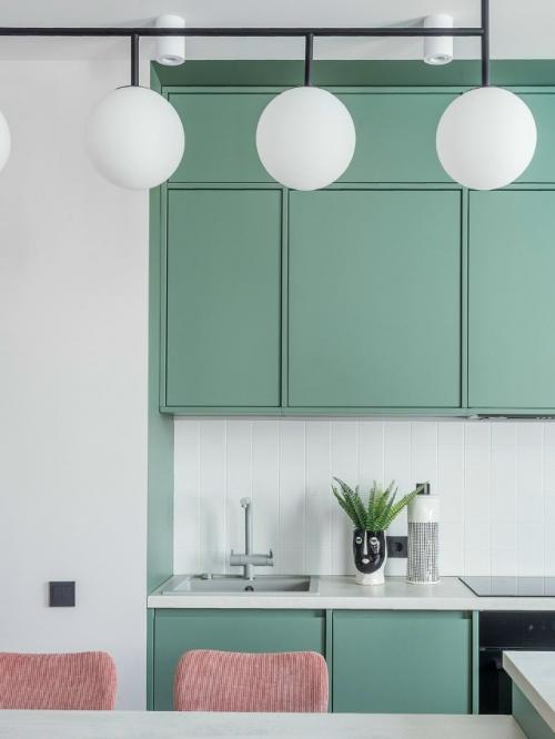 Мятные оттенки словно впускают в дом воздух - они освежают, бодрят и даже в самый жаркий день выглядят прохладными и спокойными. 02