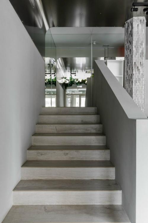 Этот интерьер построен на ощущениях - чистоте, свете и внутреннем спокойствии. 03