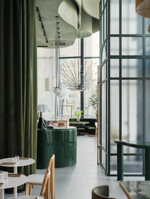 Этот ресторан выглядит так, будто внутри поселилась весна. 01