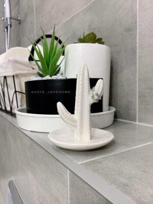 Даже не знаю, что тут больше заслуживает внимания: котейка или caнyзeл. 03