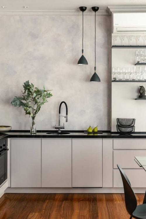 Строгий стиль интерьера с преобладанием серых и черных оттенков. 02