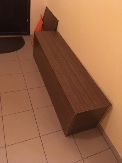 Сделал уют на балконе мебель сделал из старого шкафа. 06