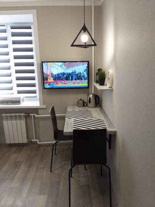 Вариант обустройства небольшой кухоньки. 06