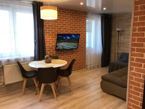 Планировку и оформление продумывали сами. 04