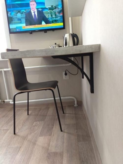 Вариант обустройства небольшой кухоньки. 09