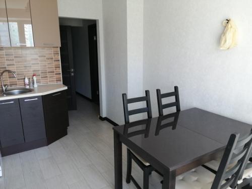 Помогите определиться со шторами. 01