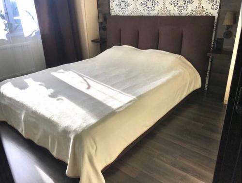 Наша спальня.  Ремонту 2 года. 06