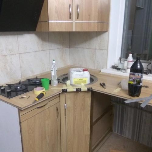 Мебель в кухню сделал сам, получилось очень бюджетно (на это и был расчет. 06