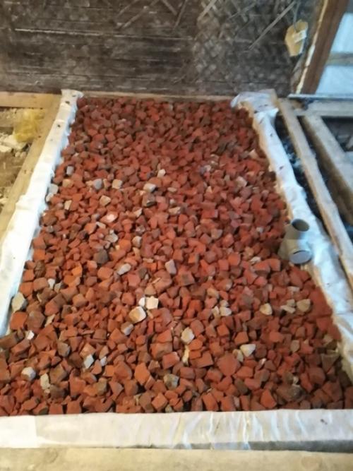 Делали ремонт в просто убитой квартире. 02