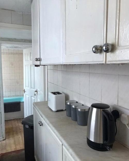 Даже не верится, что такой беспорядок можно было убрать. 06