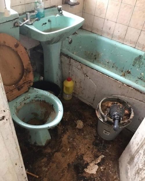 Даже не верится, что такой беспорядок можно было убрать. 07