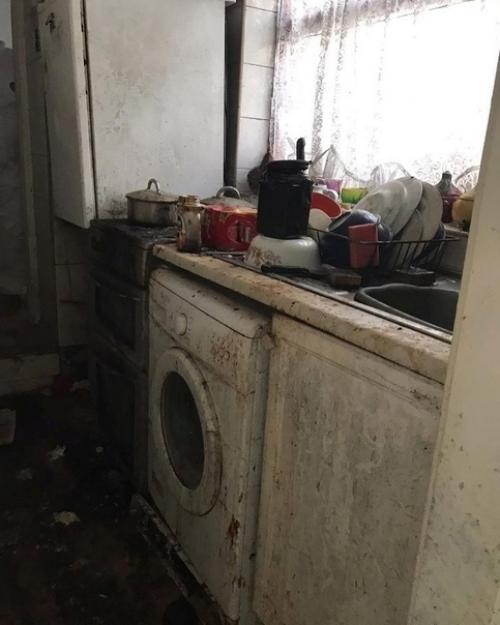 Даже не верится, что такой беспорядок можно было убрать. 03