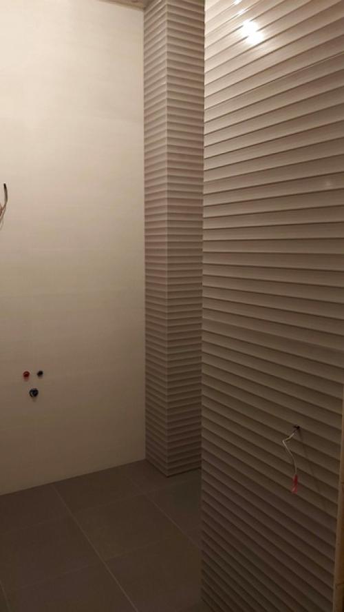 Никаких профилей, никаких порожков, ничего лишнего. 05