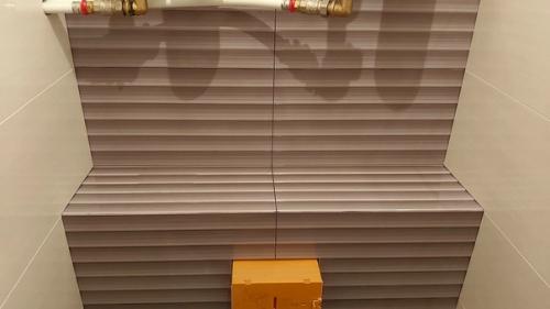 Никаких профилей, никаких порожков, ничего лишнего.