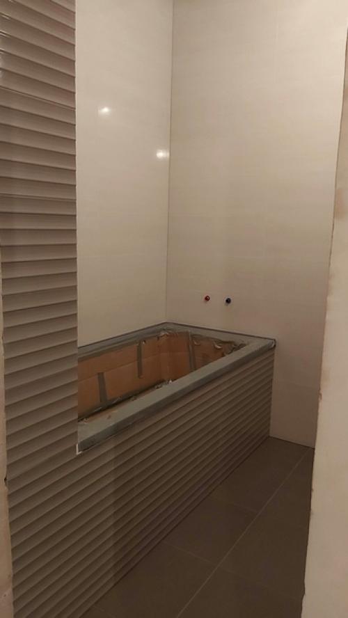 Никаких профилей, никаких порожков, ничего лишнего. 02