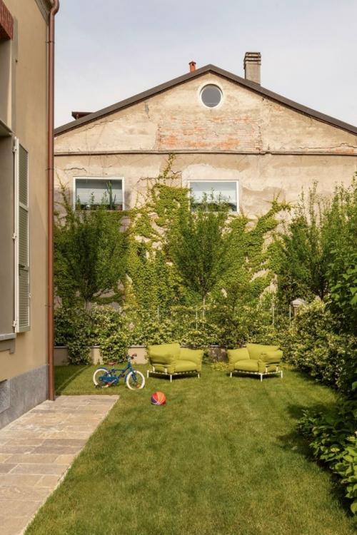 Миланская квартира в зелёных тонах: от оливкового до изумрудного. 02