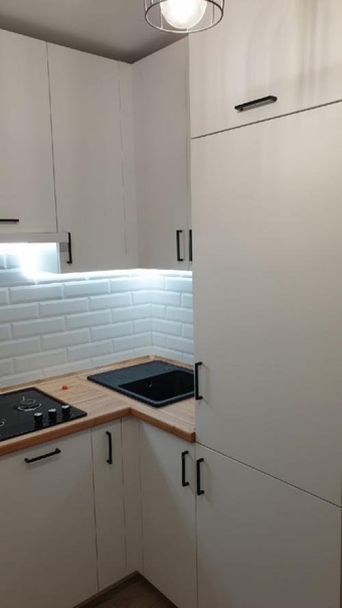 Вот такая кухонька в хрущевку от нашего подписчика. 05