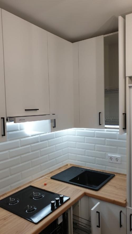 Вот такая кухонька в хрущевку от нашего подписчика. 07