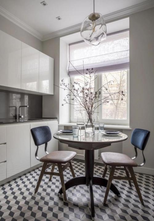 Как вам преображение московской Сталинке площадью 53 кв. 07