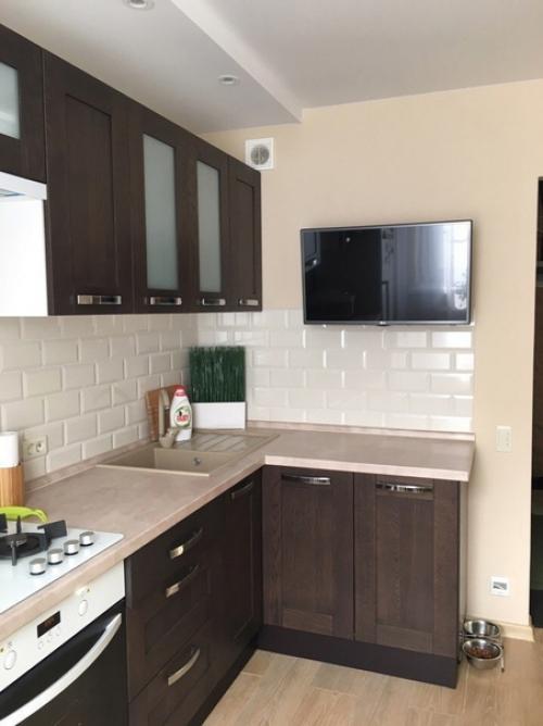 Ремонт своими силами без замены гарнитура.