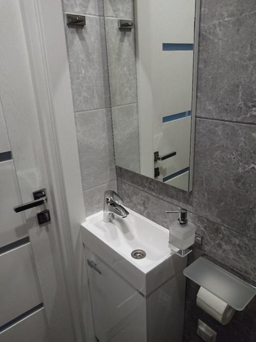 Свежий ремонт санузла в нашей новой кв. 05