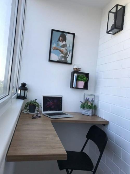 А вот еще вариант однушки. 04