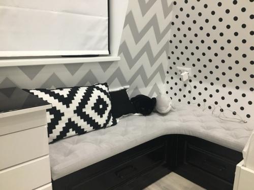 Вот такой ремонт в комнате ребенка в частном доме. 02