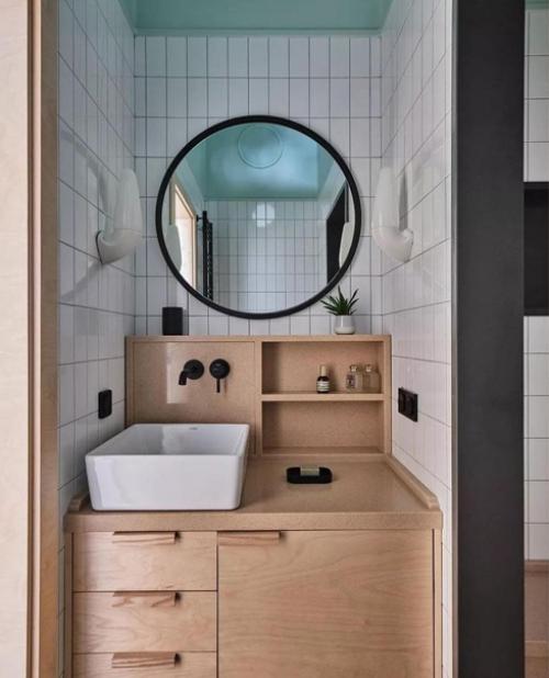 Вот кому-то 100 кв. 03