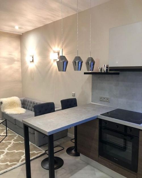 Отличный ремонт!  Есть на что посмотреть и взять себе идеи на заметку. 01