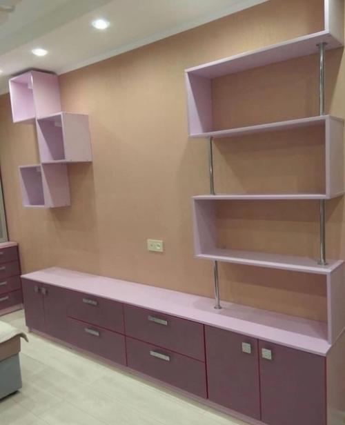 Мы думали, думали и вот придумали комната для дочки. 02